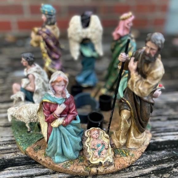 Nativity Advent Candle Holder 4 Piece Holy Family Nativity Scene 4 Candle/Votive - Picture 5 of 12